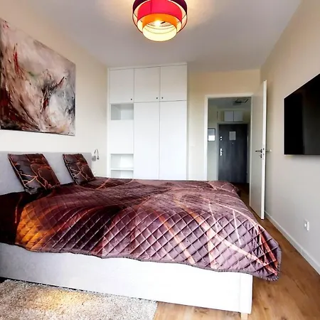 Comfort Apartment A102 Two Bedrooms Sea View 10Th Floor Parking Free מידזיזדרויה