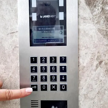 Comfort A102 Sea View 10th Floor Parking Free 아파트