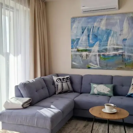 Comfort A102 Two Bedrooms Sea View 10th Floor Parking Free مينززدرويه