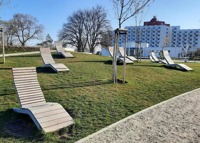 Comfort A102 Two Bedrooms Sea View 10th Floor Parking Free *